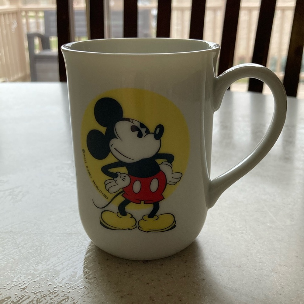 Mickey Mouse 9 oz. Tea/Cocoa/Coffee Cup - New - Perfect Condition